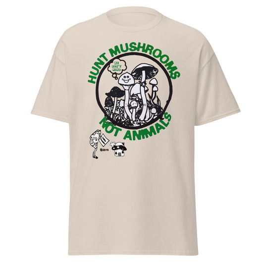 Hunt Mushrooms Not Animals The King of Staten Island Scott Carlin Pete Davidson T-Shirt