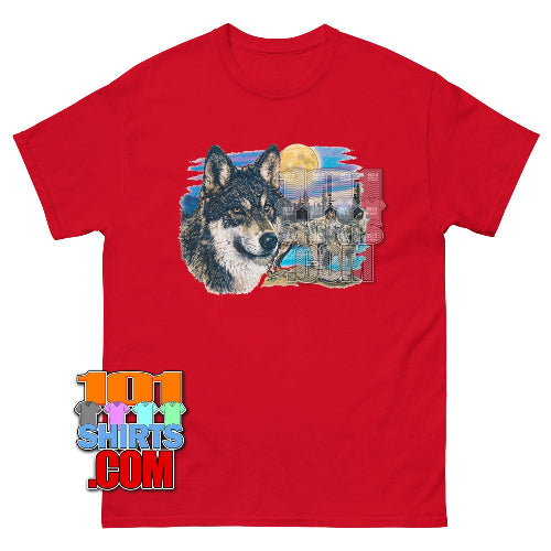 Napoleon Dynamite Movie Retro Wolf Howling at Moon Design red T-Shirt